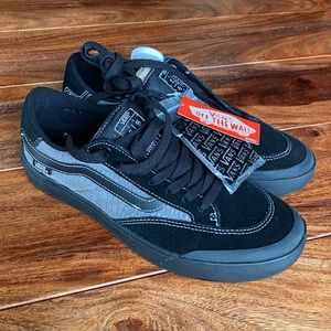 NWT Men’s Vans Berle Pro Size 9